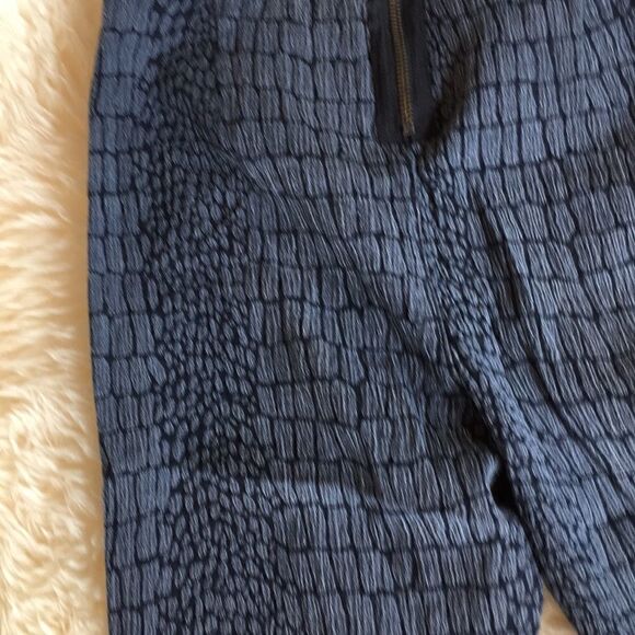 Hudson Evelyn Super High waist animal reptile print black gray back zip size 29 - Picture 7 of 10